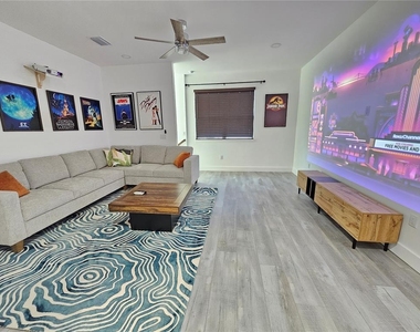2075 Jewell Avenue - Photo Thumbnail 14