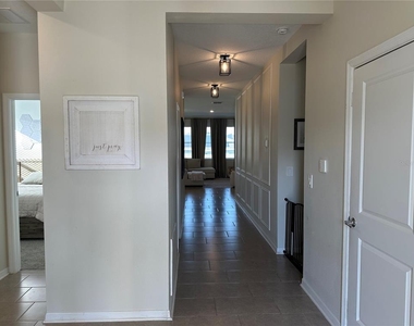 751 Staffora Street - Photo Thumbnail 8