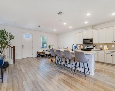 2224 Celebration Boulevard - Photo Thumbnail 18