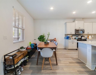 2224 Celebration Boulevard - Photo Thumbnail 22