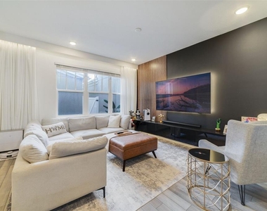 2224 Celebration Boulevard - Photo Thumbnail 14