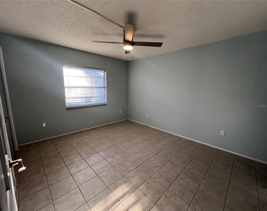 810 Kings Court - Photo Thumbnail 4