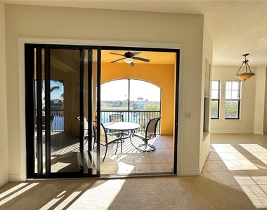 98 Vivante Boulevard - Photo Thumbnail 14