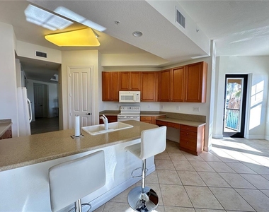 98 Vivante Boulevard - Photo Thumbnail 26