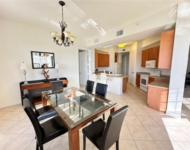 98 Vivante Boulevard - Photo Thumbnail 21