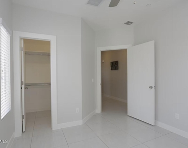 5545 Buckley Drive - Photo Thumbnail 4