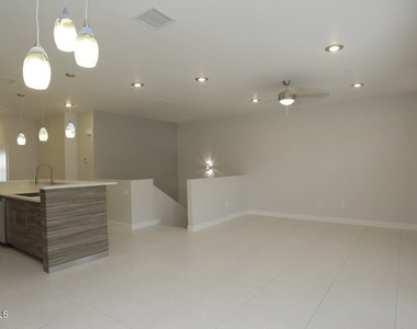 5545 Buckley Drive - Photo Thumbnail 3