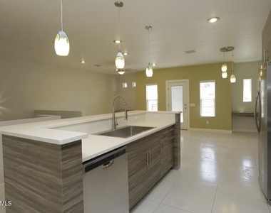 5545 Buckley Drive - Photo Thumbnail 8