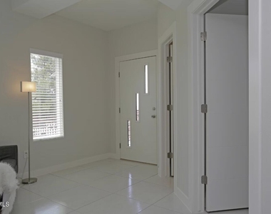 5545 Buckley Drive - Photo Thumbnail 14