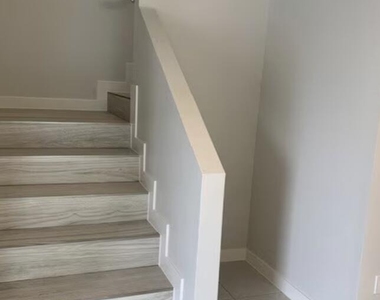 5545 Buckley Drive - Photo Thumbnail 6
