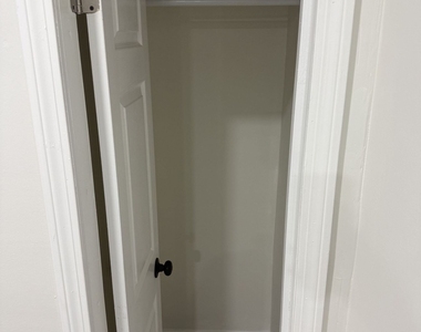 38 New Haven Avenue - Photo Thumbnail 11