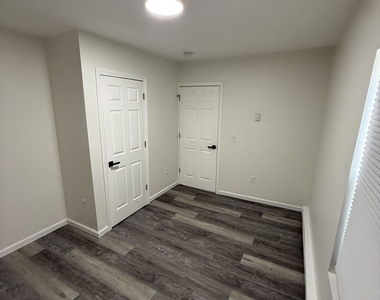 38 New Haven Avenue - Photo Thumbnail 17