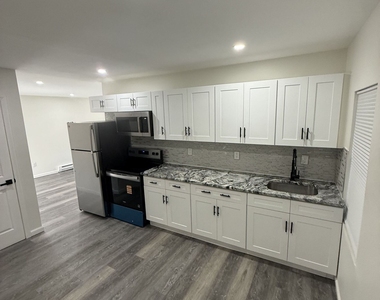 38 New Haven Avenue - Photo Thumbnail 2