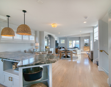 99 Jupiter Point Road - Photo Thumbnail 3