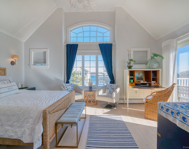 99 Jupiter Point Road - Photo Thumbnail 14