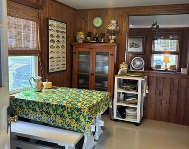 42 Sea Breeze Avenue - Photo Thumbnail 4