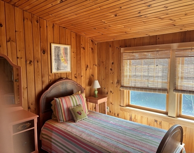 42 Sea Breeze Avenue - Photo Thumbnail 7