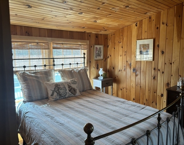 42 Sea Breeze Avenue - Photo Thumbnail 5