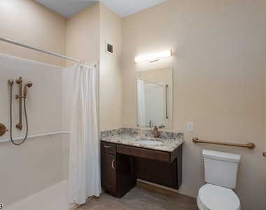 41 Springfield Ave - Photo Thumbnail 15