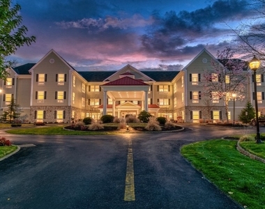 41 Springfield Ave - Photo Thumbnail 17