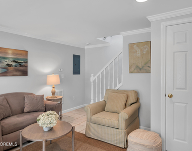 512 Main Avenue - Photo Thumbnail 10