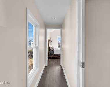 814 Dunlewy Street - Photo Thumbnail 8