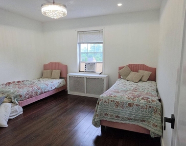 9 Berg Avenue - Photo Thumbnail 10