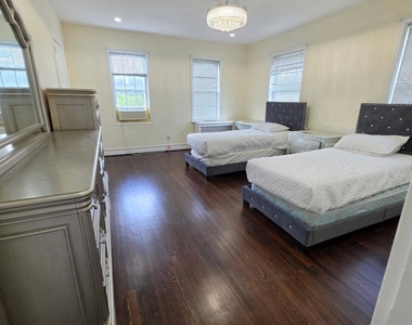 9 Berg Avenue - Photo Thumbnail 12