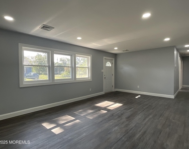 208 Wichita Trail - Photo Thumbnail 5