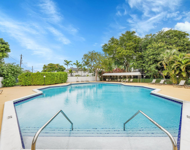 118 Royal Park Drive - Photo Thumbnail 23