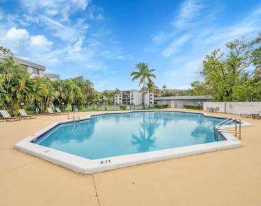 118 Royal Park Drive - Photo Thumbnail 24