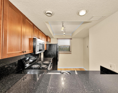 118 Royal Park Drive - Photo Thumbnail 8