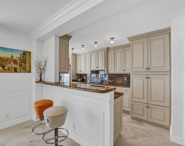 4280 Galt Ocean Drive - Photo Thumbnail 10