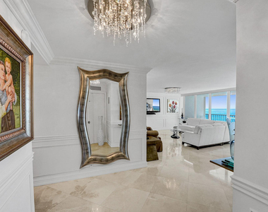4280 Galt Ocean Drive - Photo Thumbnail 3