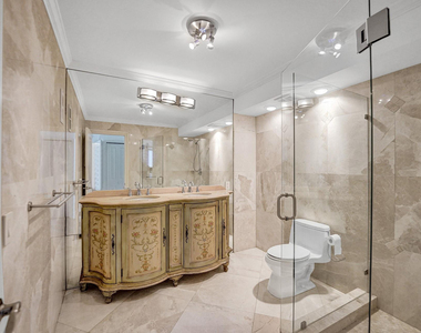 4280 Galt Ocean Drive - Photo Thumbnail 22