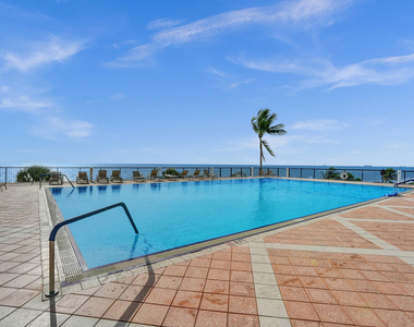 4280 Galt Ocean Drive - Photo Thumbnail 35
