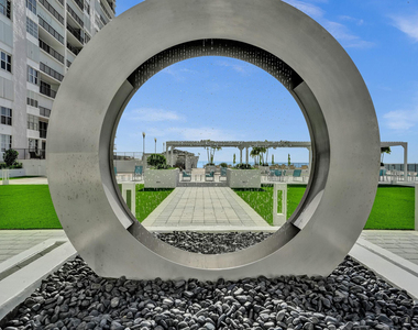4280 Galt Ocean Drive - Photo Thumbnail 32