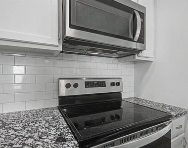 2508 Hillglenn Road - Photo Thumbnail 7