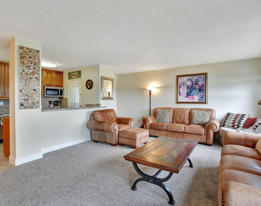 2555 Ne 11th Street - Photo Thumbnail 7