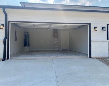 9600 Sullivan Lane - Photo Thumbnail 27
