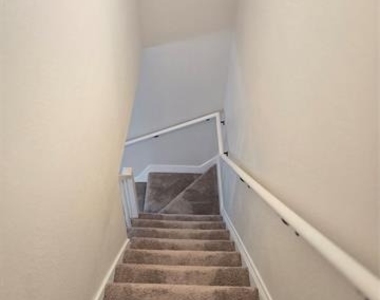 7800 Irish Drive - Photo Thumbnail 25