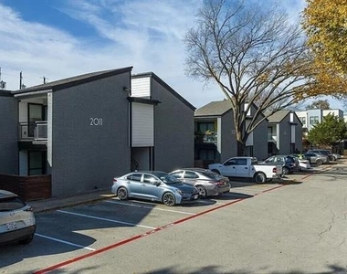 1925 Moser Avenue - Photo Thumbnail 14