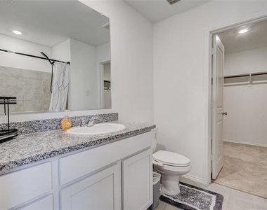 3505 Flicker Lane - Photo Thumbnail 16