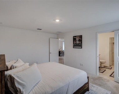 3505 Flicker Lane - Photo Thumbnail 15