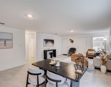 3505 Flicker Lane - Photo Thumbnail 4