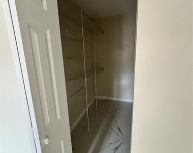 224 San Remo Boulevard - Photo Thumbnail 24