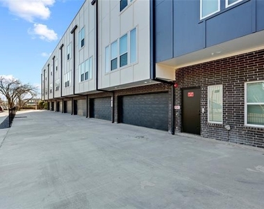 7207 Mohawk Drive - Photo Thumbnail 1