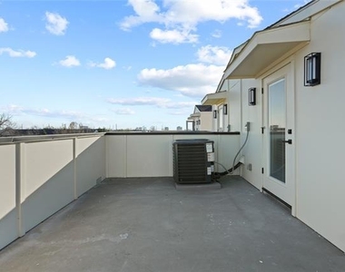 7207 Mohawk Drive - Photo Thumbnail 18