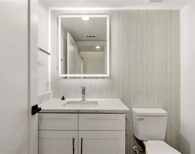 7207 Mohawk Drive - Photo Thumbnail 11