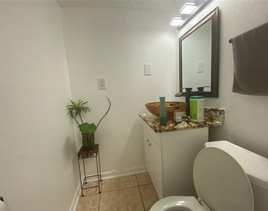 3420 Hidalgo Drive - Photo Thumbnail 32